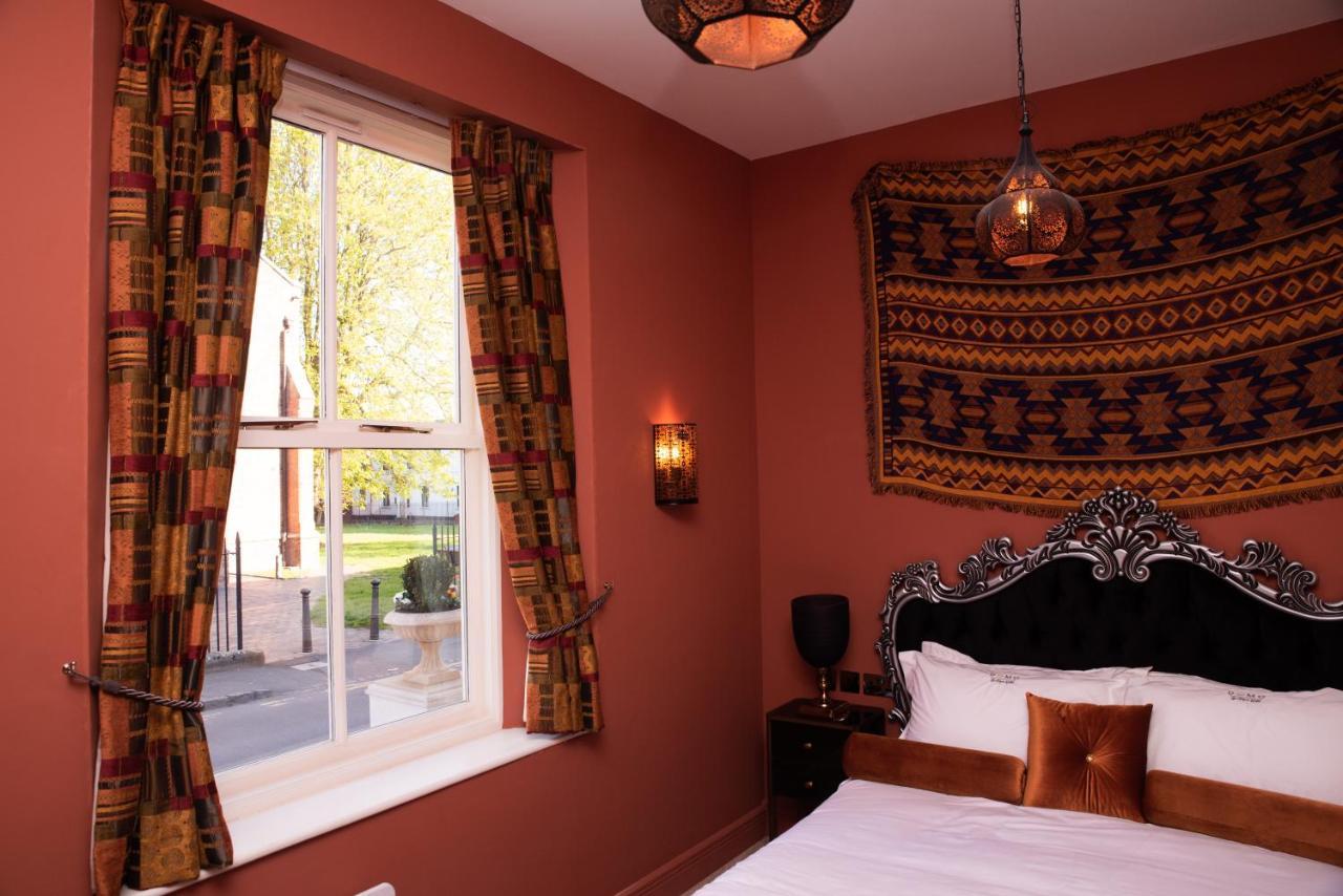Domo Boutique Hotel Oldbury  Exteriör bild