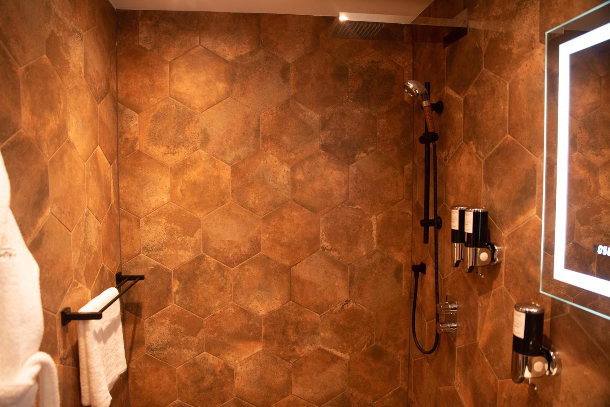 Domo Boutique Hotel Oldbury  Rum bild